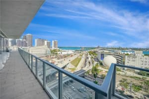 1100 Biscayne Blvd UNIT 5405, Miami, FL 33132, Sold 04/28/23