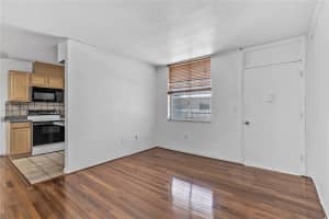 949 Pennsylvania Ave, Miami Beach, FL 33139, Sold 04/24/23