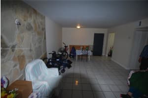 8411 NW 8th St Apt 106-3, Miami, FL 33126, Sold 07/24/23