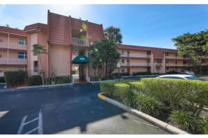 9150 Lime Bay Blvd APT 111, Tamarac, FL 33321, Sold 04/17/23
