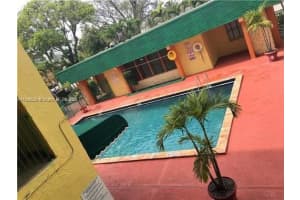 606 W 81st St APT 320, Hialeah, FL 33014, Sold 04/25/23