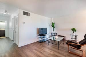 1030 9th St, Miami Beach, FL 33139, Sold 04/14/23