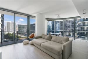 55 SW 9th St Apt 1501, Miami, FL 33130, Sold 05/30/23