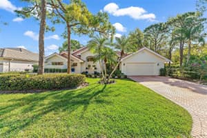 1137 SW Lighthouse Dr, Palm City, FL 34990, Sold 05/05/23