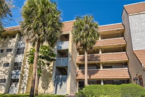 601 Ives Dairy Rd Apt 102-8, Miami, FL 33179, Sold 07/11/23
