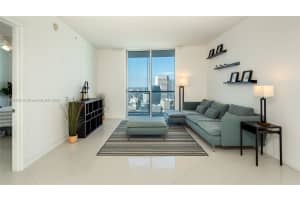 185 SW 7th St APT 3401, Miami, FL 33130, Sold 05/01/23