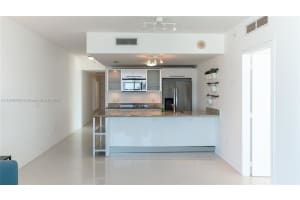 185 SW 7th St APT 3401, Miami, FL 33130, Sold 05/01/23