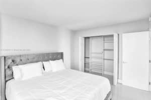 20335 W Country Club Dr APT 909, Aventura, FL 33180, Sold 08/11/23