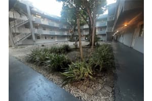 1735 W 60th St APT M325, Hialeah, FL 33012, Sold 08/04/23