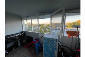 1735 W 60th St APT M325, Hialeah, FL 33012, Sold 08/04/23