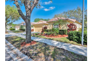 5417 NW 49th St, Coconut Creek, FL 33073, Sold 04/21/23