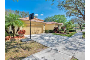 5417 NW 49th St, Coconut Creek, FL 33073, Sold 04/21/23