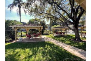 5131 W Oakland Park Blvd # 111, Lauderdale Lakes, FL 33313, Sold 08/05/23