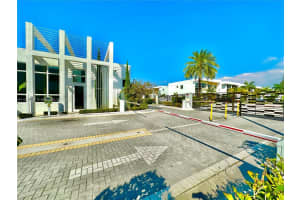 7534 NW 98th Ave, Doral, FL 33178, Sold 07/19/23