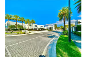 7534 NW 98th Ave, Doral, FL 33178, Sold 07/19/23