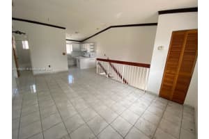 2208 W 74th St Apt 202-21, Hialeah, FL 33016, Sold 04/19/23