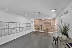 221 Meridian Ave APT 208, Miami Beach, FL 33139, Sold 03/15/23
