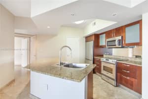 20000 E Country Club Dr APT 1206, Aventura, FL 33180, Sold 04/20/23