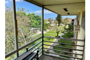 16801 NE 13th Ave APT 304, Miami, FL 33162, Sold 07/26/23