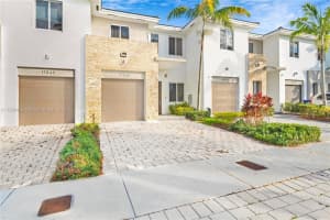 17555 SW 150th Ct, Miami, FL 33187, Sold 04/21/23