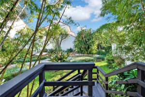 2000 S Bayshore Dr APT 8, Coconut Grove, FL 33133, Sold 05/31/23