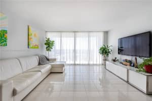 18031 Biscayne Blvd APT 1101, Aventura, FL 33160, Sold 07/28/23