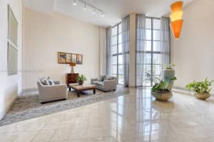400 Leslie Dr APT 615, Hallandale Beach, FL 33009, Sold 01/31/24