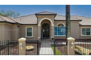 15382 SW 25th St, Davie, FL 33326, Sold 05/01/23