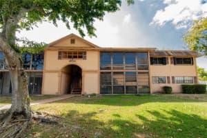 19055 NW 62nd Ave APT 212, Hialeah, FL 33015, Sold 03/24/23