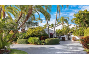 575 N Shore Dr, Miami Beach, FL 33141, Sold 10/13/23