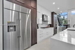 903 SW 9th Ave, Fort Lauderdale, FL 33315, Sold 04/26/23