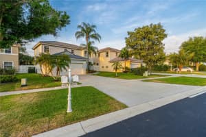 6505 Spring Meadow Dr, Greenacres, FL 33413, Sold 04/14/23