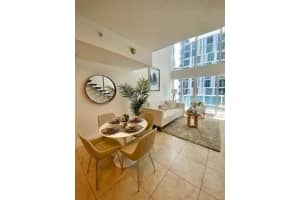 41 SE 5th St, Miami, FL 33131, Sold 04/14/23