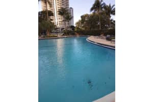 19390 Collins Ave, Sunny Isles Beach, FL 33160, Sold 04/05/23