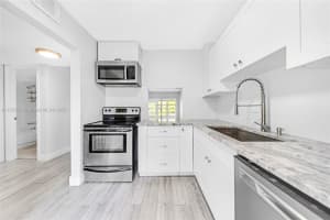 5980 NW 64th Ave APT 304, Tamarac, FL 33319, Sold 05/31/23