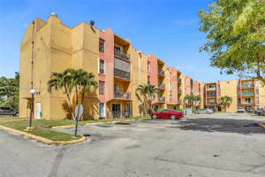 4805 NW 7th St Apt 402-15, Miami, FL 33126, Sold 04/13/23