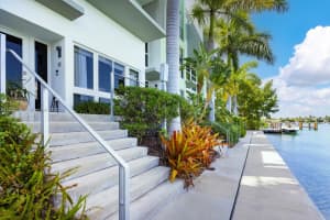 95 N Shore Dr, Miami Beach, FL 33141, Sold 05/24/23