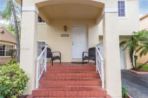 11725 NW 12th St, Pembroke Pines, FL 33026, Sold 09/07/23