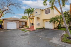 11725 NW 12th St, Pembroke Pines, FL 33026, Sold 09/07/23