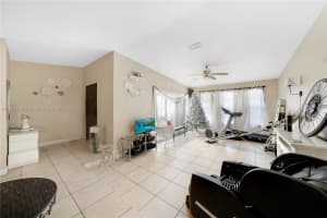 19130 NW 65th Ct, Hialeah, FL 33015, Sold 04/21/23