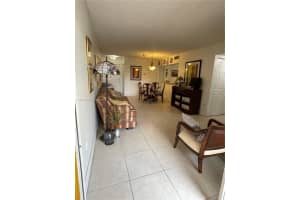 9735 Fontainebleau Blvd G112, Miami, FL 33172, Sold 04/17/23