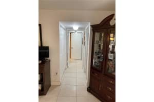 9735 Fontainebleau Blvd G112, Miami, FL 33172, Sold 04/17/23