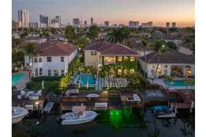 883 Captiva Dr, Hollywood, FL 33019, Sold 05/19/23