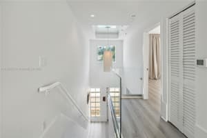 828 3rd St APT 310, Miami Beach, FL 33139, Sold 04/07/23