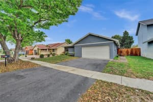 1101 SW 99th Ave, Pembroke Pines, FL 33025, Sold 04/24/23