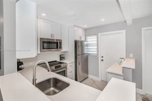700 Layne Blvd APT 219, Hallandale Beach, FL 33009, Sold 11/14/23