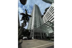 31 SE 5th St APT 1908, Miami, FL 33131, Sold 06/05/23