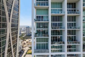 1040 Biscayne Blvd APT 3301, Miami, FL 33132, Sold 04/28/23