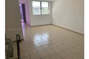 9420 W Flagler St APT 303, Miami, FL 33174, Sold 05/04/23