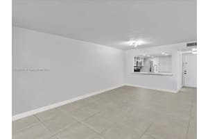 7500 NW 1st Ct Apt 104-3, Plantation, FL 33317, Sold 05/09/23